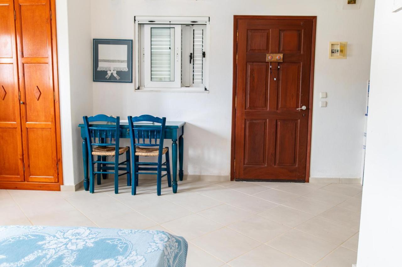 Ficus Traditional Apartments Kéfalos Exterior photo